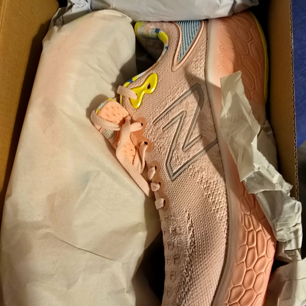WOMEN'S 1080 v12